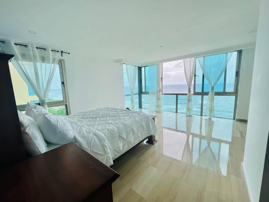 Beach Front Penthouse In Exclusive Tower Santo Domingo Eksteriør bilde